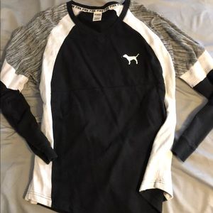 PINK light weigh sweater. Large